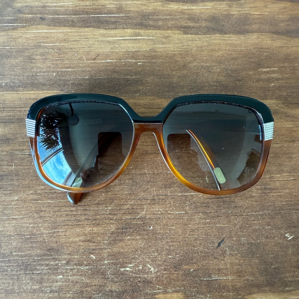Marc Jacobs Stylish Brown Sunglasses